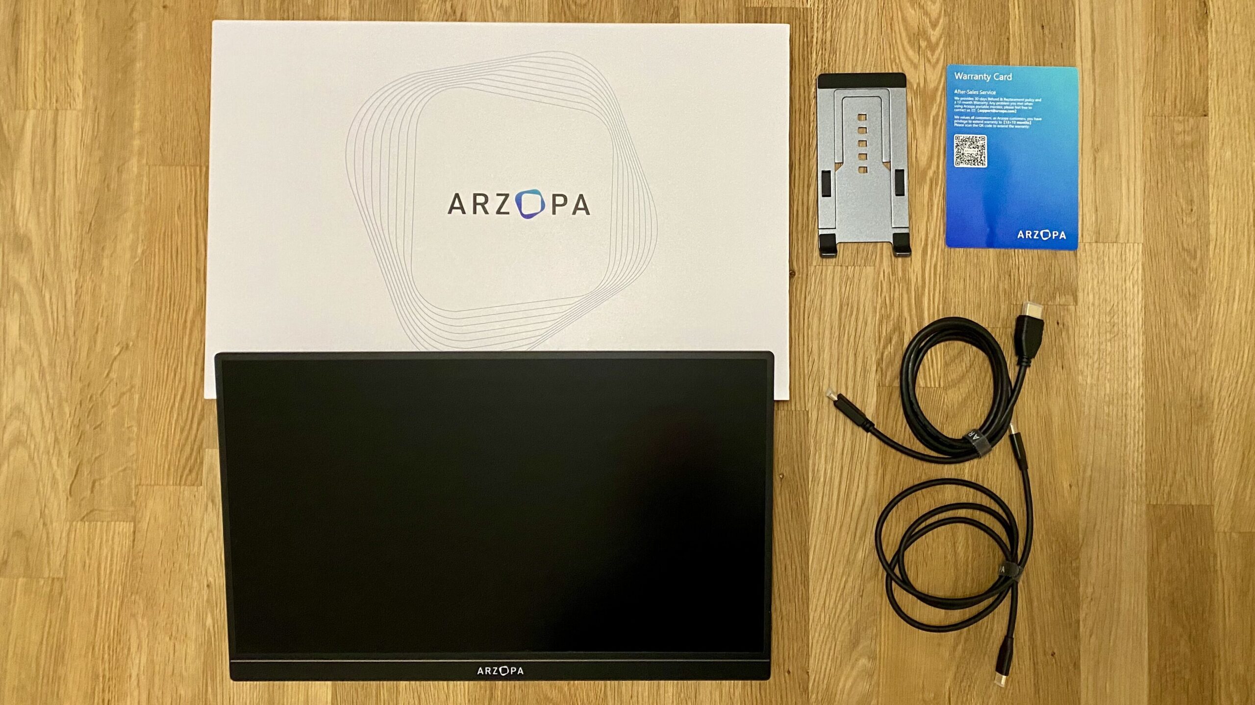 ARZOPA 17" Portable Monitor - What's in the box